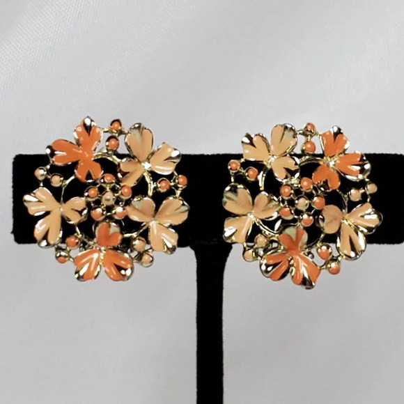 Vintage Coro Orange Peach Enamel Floral Clip-On Earrings Huggies - Picture 11 of 11